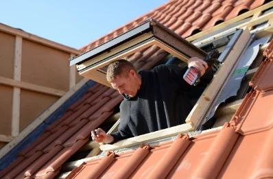 Pose de fenêtres de toit Velux à Hédauville